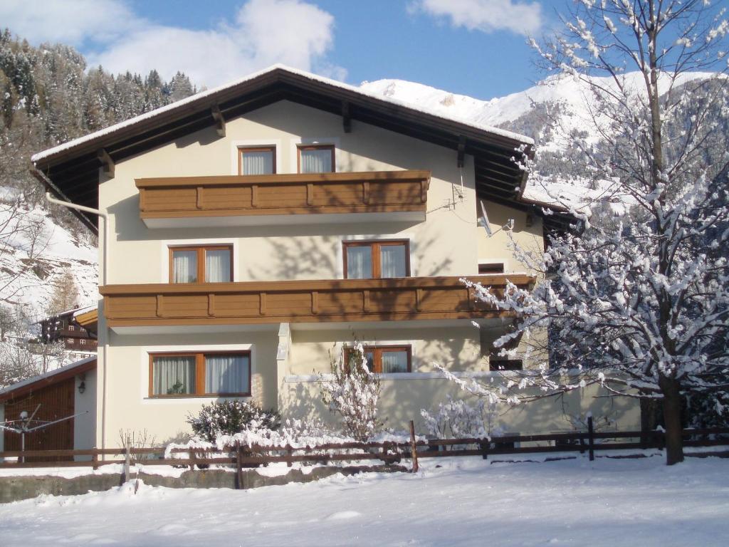Appartement Sylvester Matrei in Osttirol Chambre photo